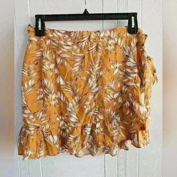 Emory Park Wrap Mini Skirt in Orange  and Gray Floral Size M EUC - Picture 2 of 10